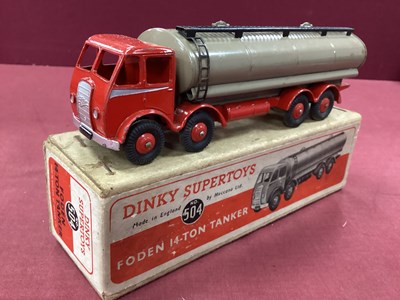 Lot 915 - Original c.1950 Dinky No 504 1st Series Foden...