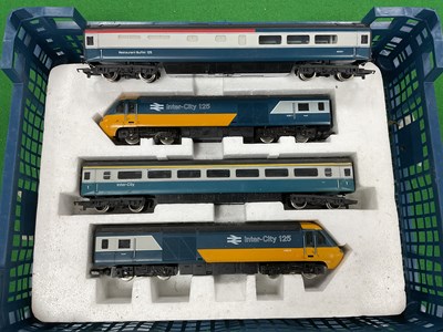 Lot 540 - A Hornby 00 gauge three-car InterCity 125 high-...