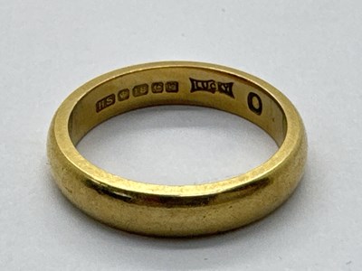 Lot 239 - An 18ct Gold Plain Wedding Band, (finger size...