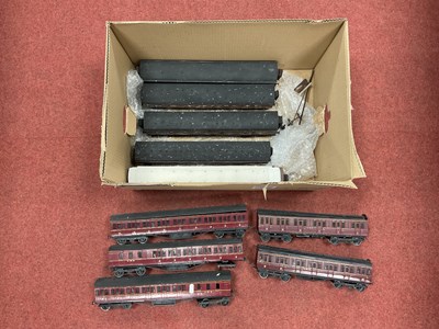 Lot 462 - Ten 'O' Gauge/7mm Kit Built Unboxed Bogie...