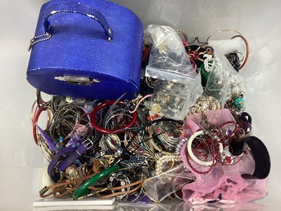 Lot 240 - A Quantity of Assorted Modern Costume...