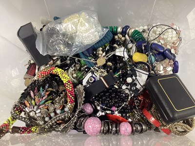 Lot 242 - A Quantity of Assorted Modern Costume...