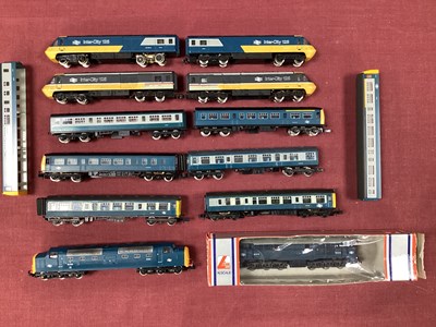 Lot 824 - A collection of N gauge BR Blue locomotives...