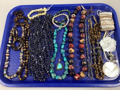 Lot 268 - A Collection of Polished Hardstone Jewellery,...