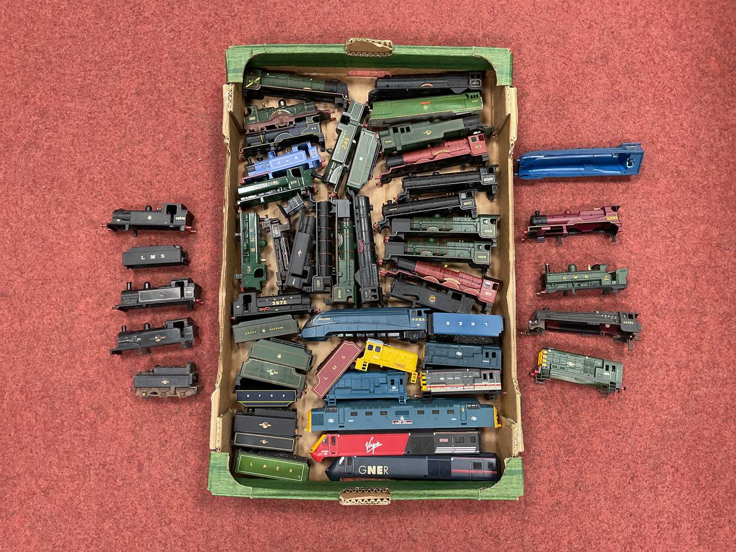 Lot 411 - Thirty 00 gauge steam locomotive bodies,...