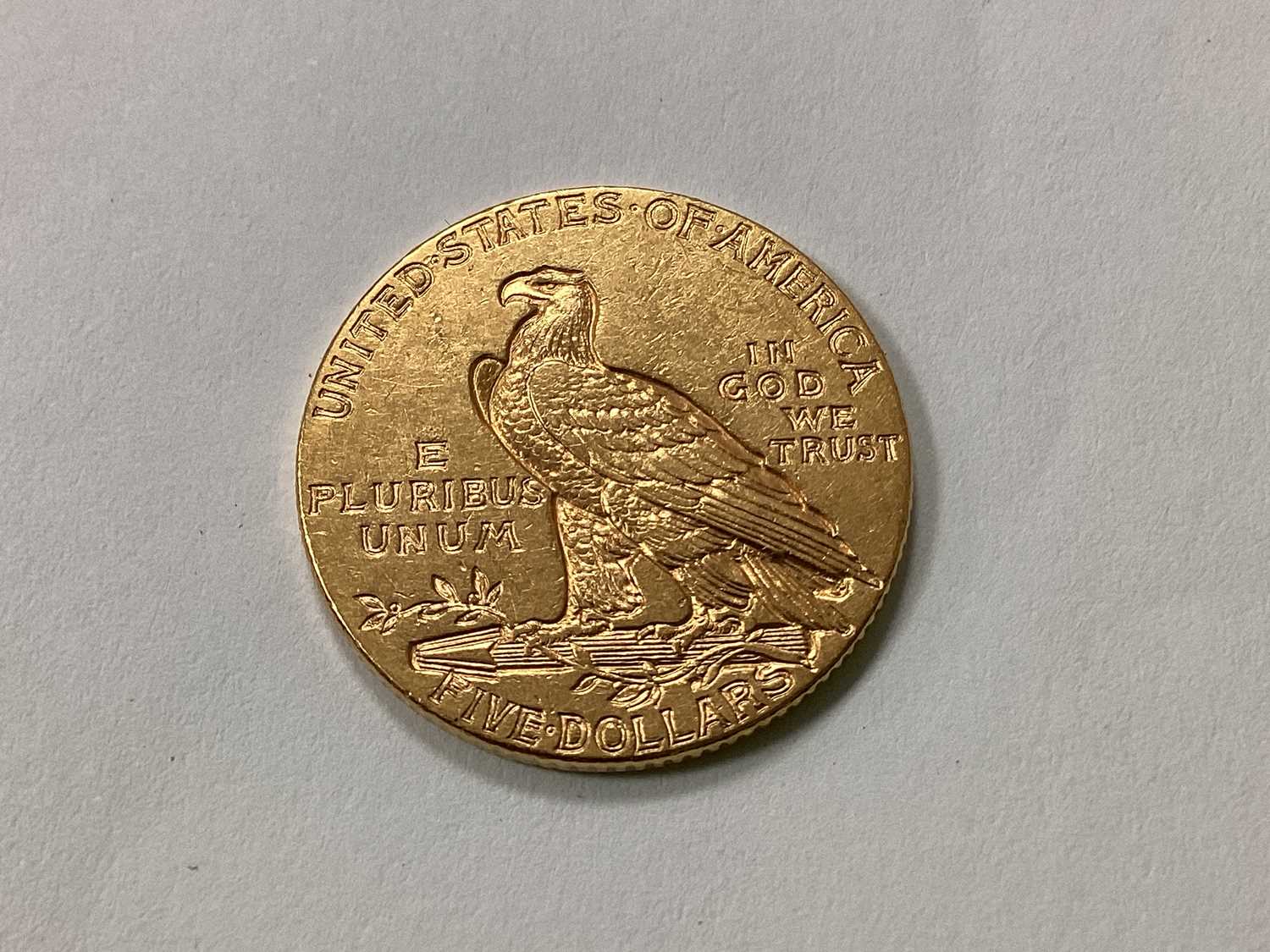 Lot 670 - 1909 USA 'Indian Head' Gold $5 Coin.