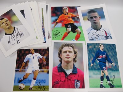 Lot 387 - Football Autographs - Macmanaman, Ziege,...