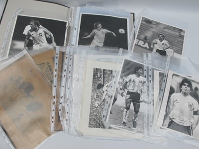 Lot 416 - Worldwide Press Photos and Prints Diego...