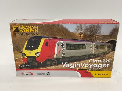 Lot 805 - A Graham Farish 'N' Gauge/2mm Ref No 371-675...