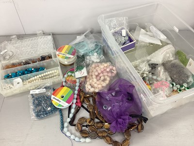 Lot 246 - An Assortment of Modern Jewellery Beads and...