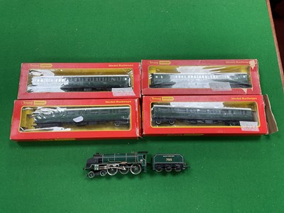 Lot 475 - A Triang-Hornby 00 gauge Southern Railway...