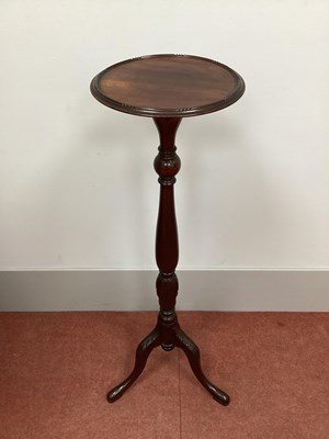 Lot 1454 - A XX Century Mahogany Jardiniére Stand, with...