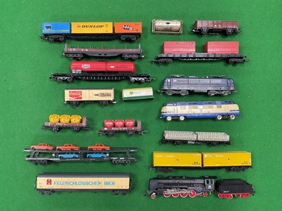Lot 332 - Three Lima HO scale German locomotives: a...