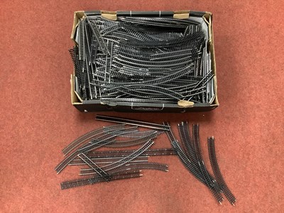 Lot 436 - A large quantity of 00 gauge steel sectional...
