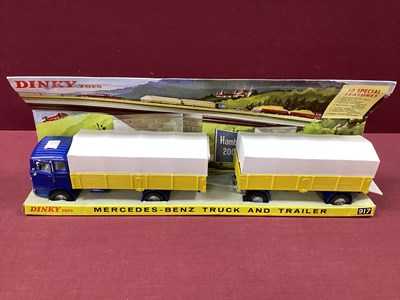 Lot 899 - Dinky Toys No 917 Mercedes Benz Truck and...