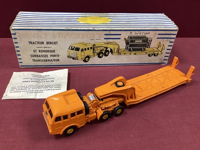 Lot 865 - French Dinky Supertoys No 898 Berliet Traction...