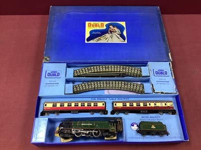 Lot 820 - Hornby Dublo Three Rail Set EDP12 Passenger...