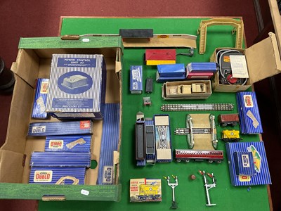 Lot 331 - A Quantity of mainly Hornby Dublo three-rail,...