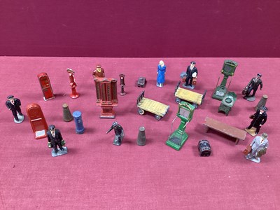 Lot 835 - A Quantity of Pre and Post War Gauge O/1...
