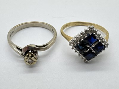 Lot 62 - A 9ct Gold Modern Cluster Ring, of rectangular...