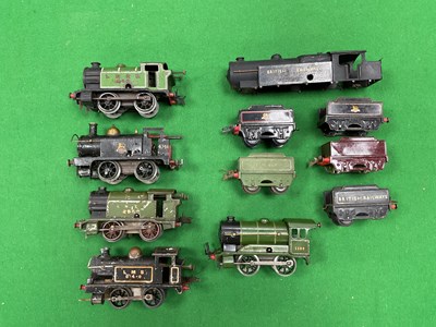 Lot 341 - A Quantity of Both Pre and Post-War Hornby 'O'...