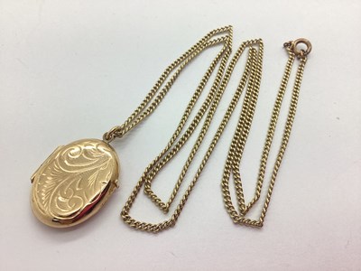 Lot 163 - A 9ct Gold Oval Locket Pendant, scroll...