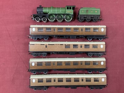Lot 699 - An 00 gauge LNER express train, consisting of...