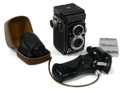 Lot 1217 - A Rolleicord Rollei-Werke Twin Lens Camera by...