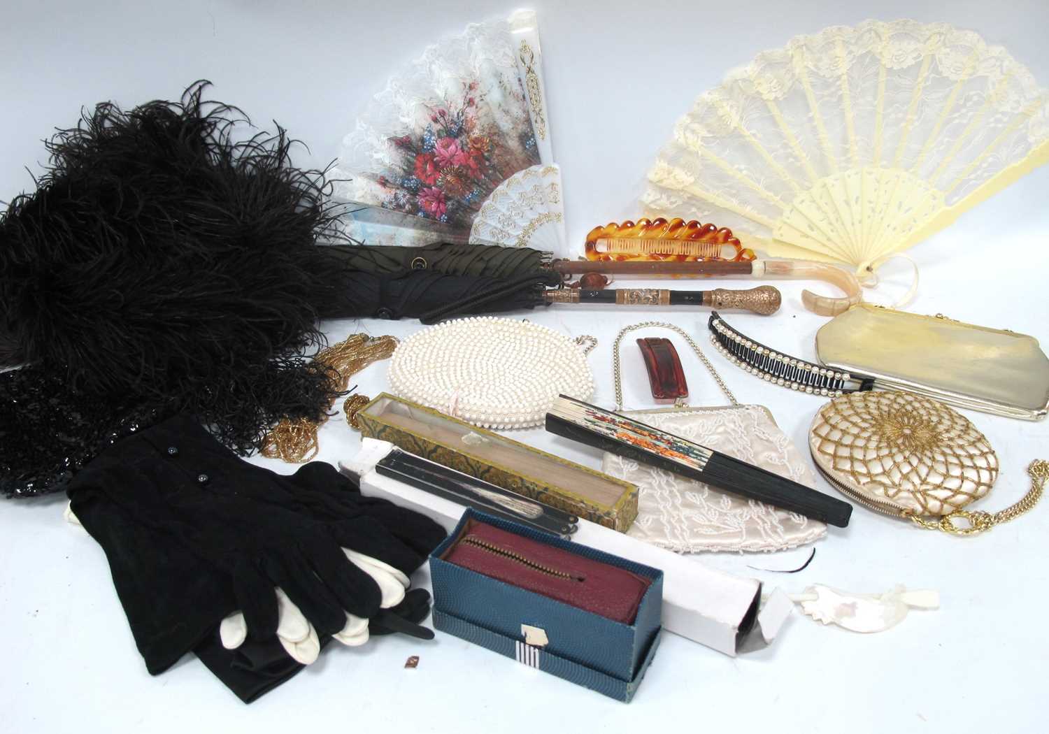 Lot 1325 - Vintage Fashion Accessories, to include mid