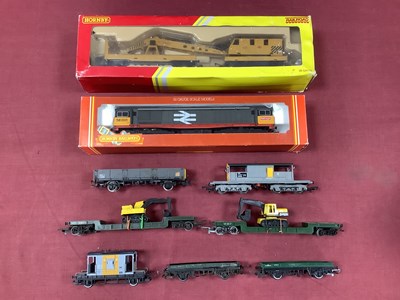 Lot 678 - A boxed Hornby 00 gauge Class 58 diesel...
