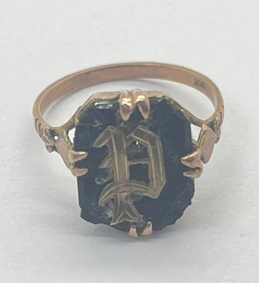 Lot 59 - A Decorative Antique Mourning Ring, the...