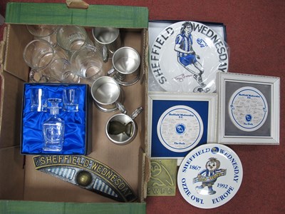 Lot 370 - Sheffield Wednesday Liqueur Set, glasses,...