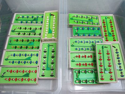 Lot 464 - Subbuteo Full Teams - Juventus, Feyenoord,...