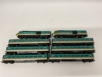 Lot 867 - A Hornby 00 gauge "Midland Mainline" HST...