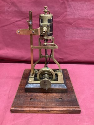 Lot 953 - A Vintage Style Engineered Vertical Reversing...