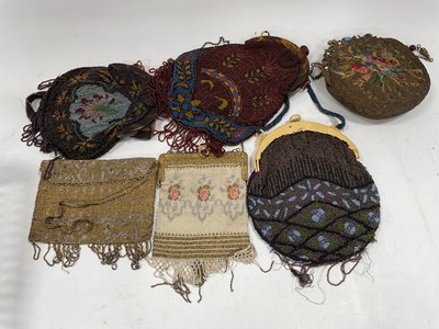 Lot 1405 - Art Deco Gilt Metal and Beaded Ladies Evening...