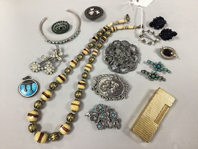 Lot 169 - A Collection of Vintage and Later Jewellery,...