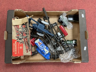 Lot 565 - A No. 20 Hornby 'O' Gauge Train Set (unboxed),...