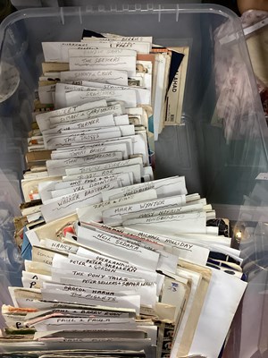Lot 1023 - Singles - Yardbirds T. Rex, Troggs, Them,...