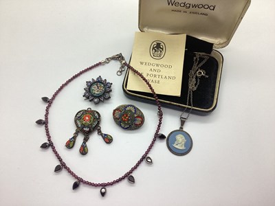 Lot 133 - Vintage Micromosaic Brooches and Heart Shape...