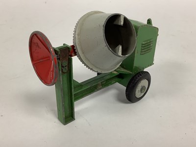 Lot 723A - A DCMT Diecast Cement Mixer. Complete and...
