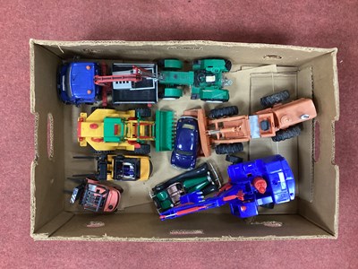 Lot 454 - A Quantity of Large Scale Model Vehicles...