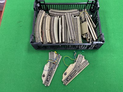 Lot 545 - A quantity of HO scale stud contact track by...
