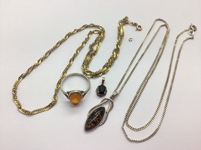 Lot 107 - A Fancy Twist Style Chain, stamped "375"...