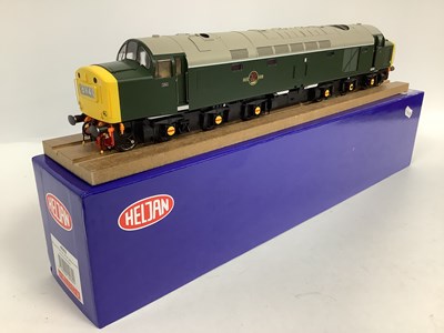 Lot 686 - A boxed Heljan O gauge BR Green Class 40...