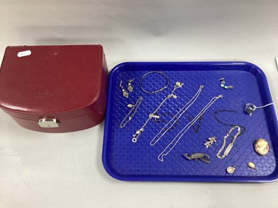 Lot 147 - An Assortment of "925" and Other Jewellery, to...
