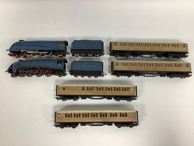 Lot 506 - Two Hornby 00 gauge "Mallard" A4 class...