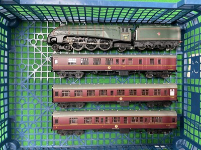 Lot 641 - A Hornby 00 gauge A4 class locomotive no...