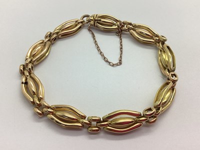 Lot 91 - A 9ct Gold Fancy Link Bracelet, of panel...