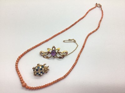 Lot 99 - An Art Nouveau Style Single Stone Brooch, oval...